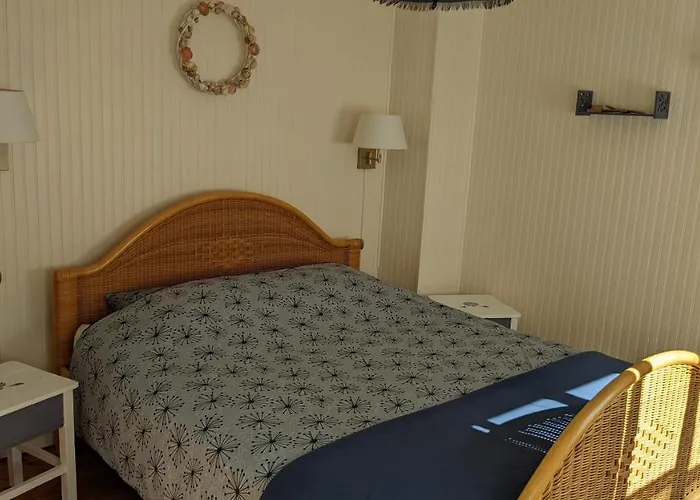 Couette-café Reve Bleu 3*